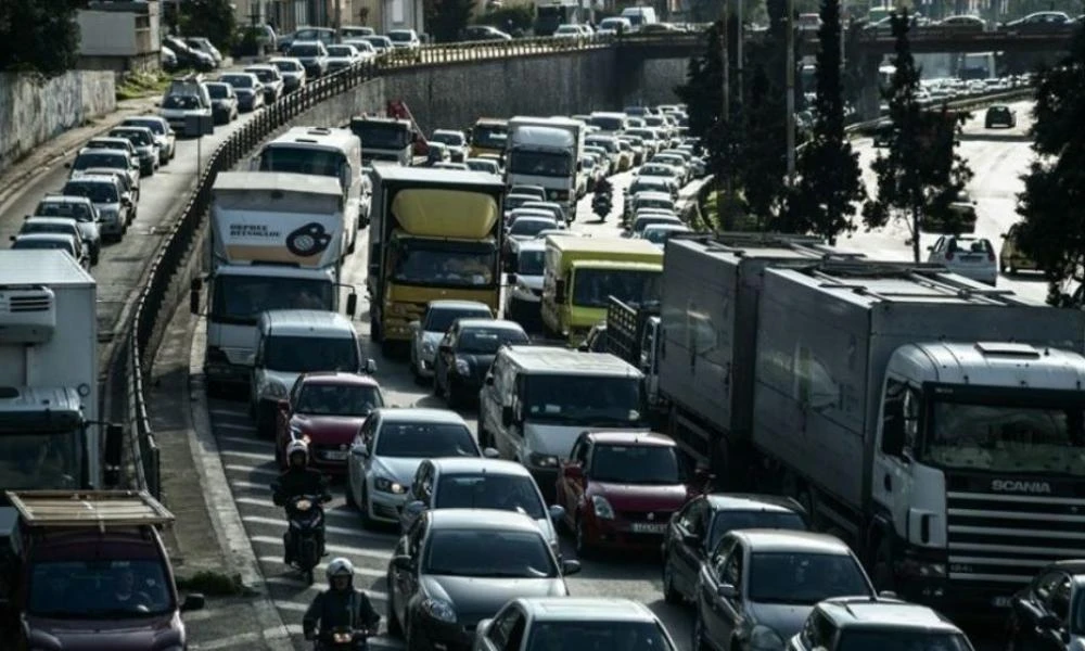 Τροχαίο με 4 οχήματα στην άνοδο του Κηφισού